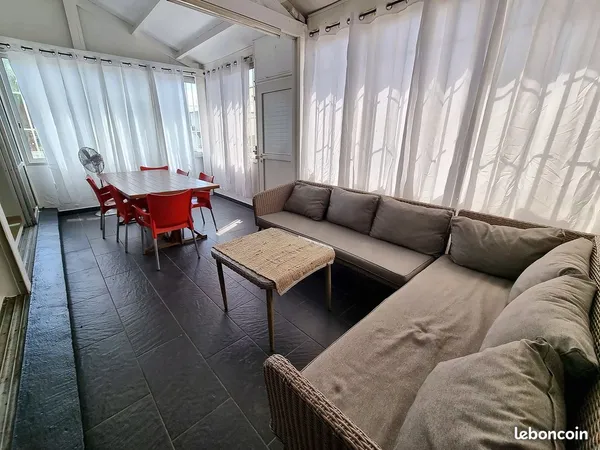 T4 meublé 102 m² - Marina du Gosier - résidence calme et sécurisée