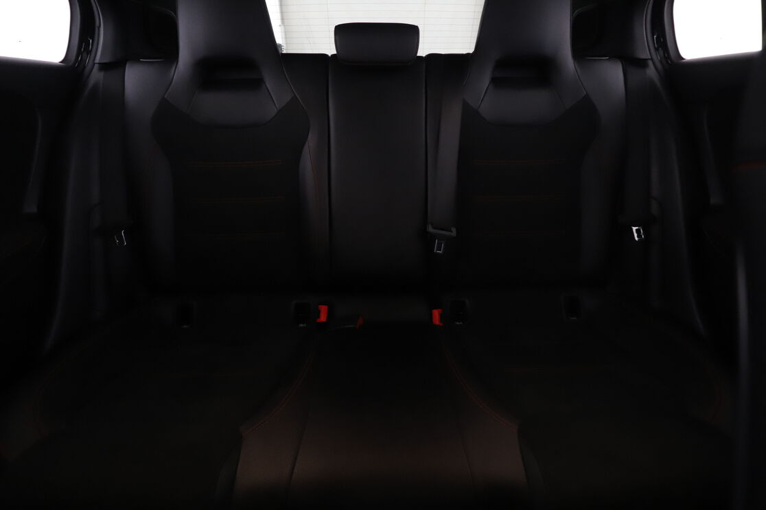 Mercedes-Benz Classe A 200 d AMG Line 8G-DCT — photo 14