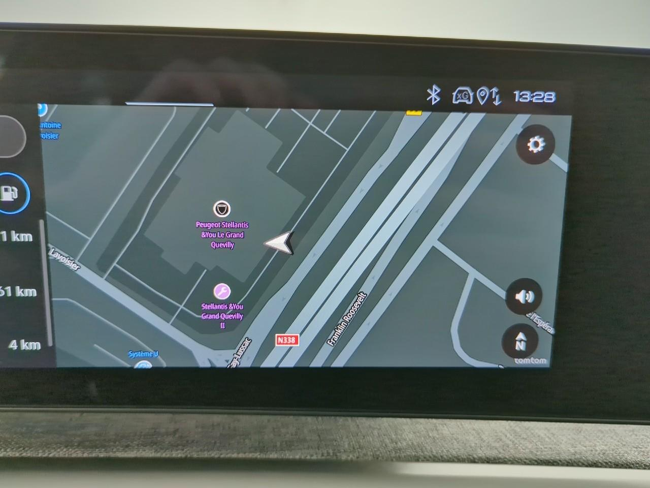 Peugeot 3008 hybrid 136 e-dcs6 allure — photo 15