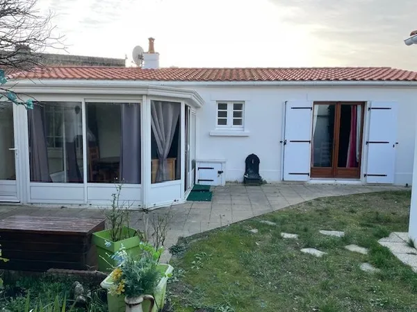 Maison au bord de l'océan