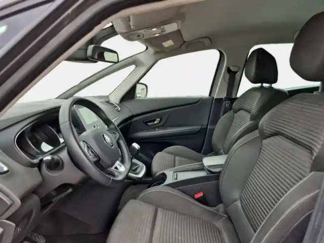 Renault Scenic grand  1.3 tce 140ch evolution 7 places — photo 12