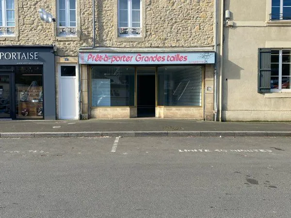 Local commercial 48m2 sur le quai