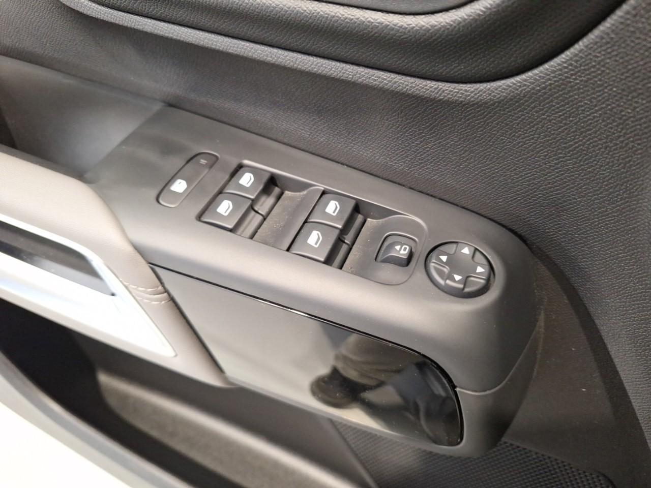 Citroën C5 Aircross hybride rechargeable 225 s&s e-eat8 feel — photo 24