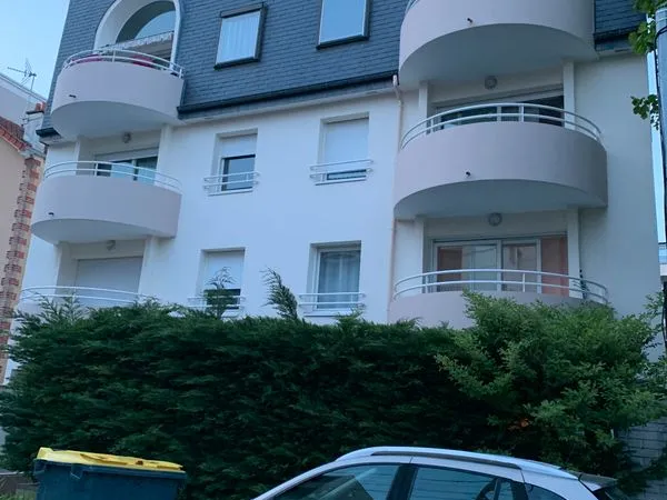 F2 Chelles hypercentre