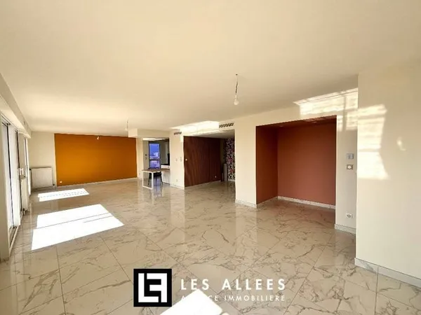 Appartement 5 pièces 150 m²