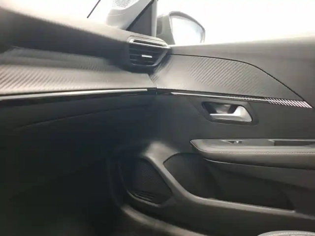 Peugeot 208 hybrid 110 ch e-dcs6 — photo 26