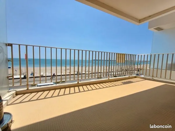 La Baule, FACE MER, De Gaulle- Marché, superbe appartement rénové de 79 m² avec cave et place de par