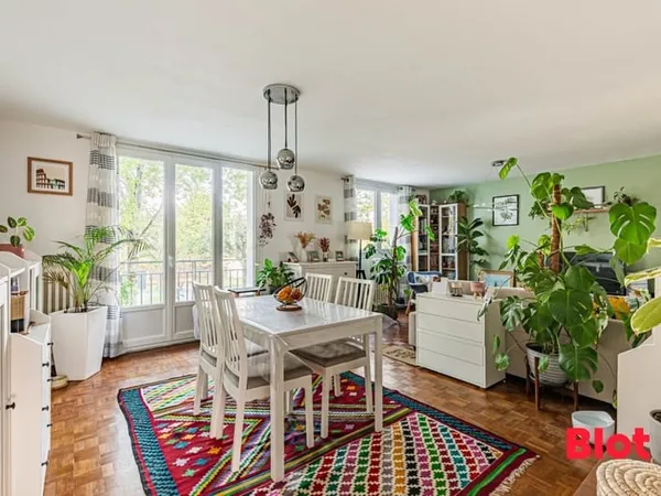 Achat Appartement NANTES Grand Clos type 4 balcons, cave et garage.
