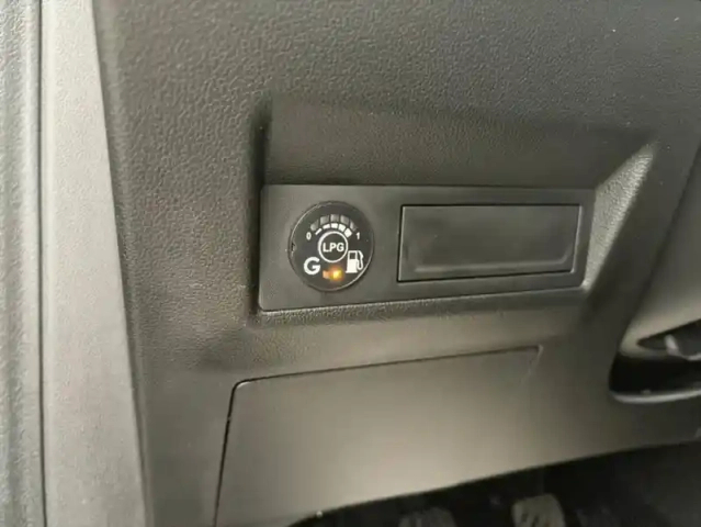 Renault Captur tce 100 gpl evolution 5p — photo 25