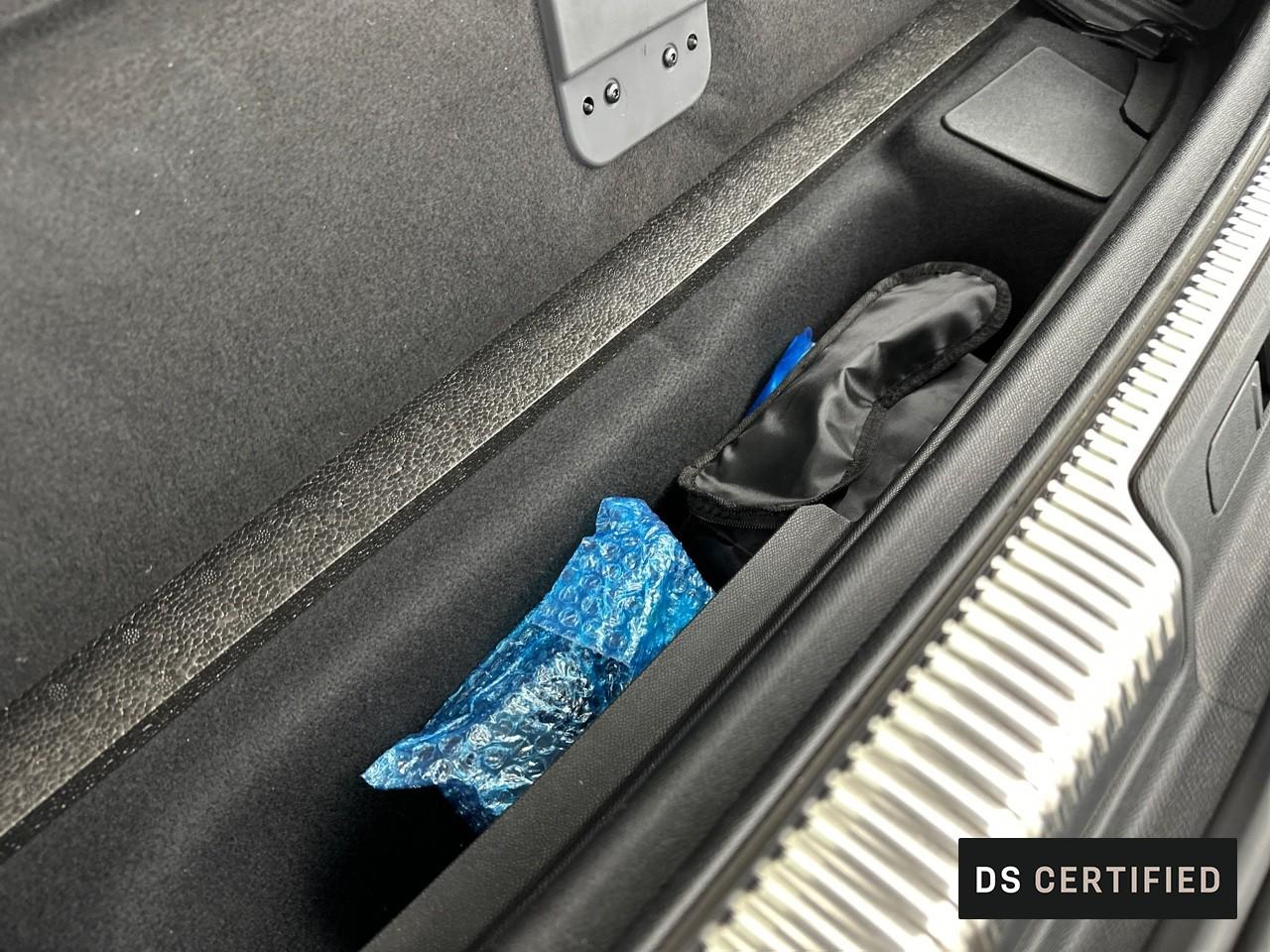 Ds Ds 7 crossback hybride rechargeable e-tense 360 eat8 4x4 opera — photo 39