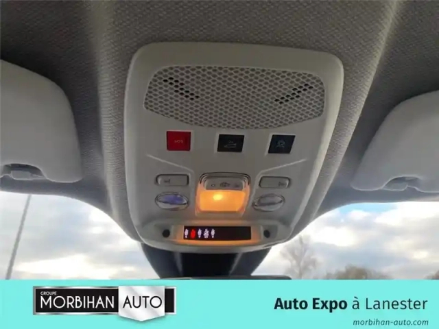 Jeep Avenger 1.2 turbo t3 100 ch — photo 24