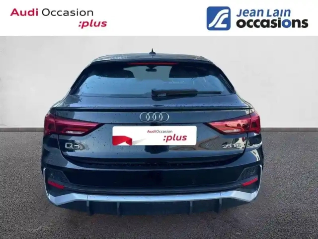 Audi Q3 sportback 35 tdi 150 ch s tronic 7 — photo 6