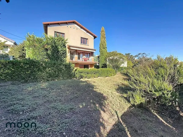 Maison 5 pièces 122 m²