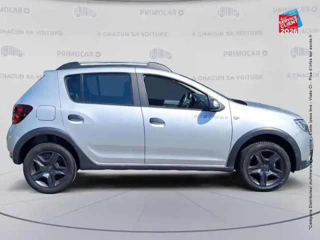 Dacia Sandero 0.9 tce 90ch explorer — photo 4