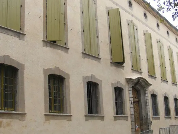 T2 bis meublé 63 m² avec mezzanine - Castelnaudary centre