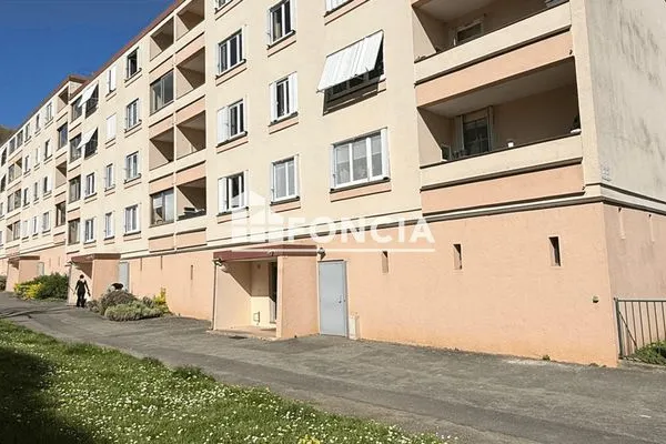 Appartement 4 pièces 70 m²