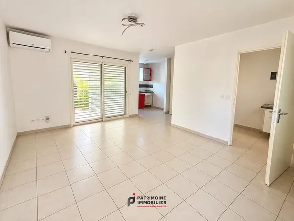 APPARTEMENT T1 BAIE-MAHAULT