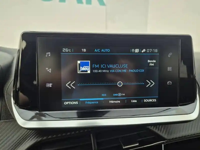 Peugeot 2008 puretech 100 s&amp;s bvm6 — photo 32