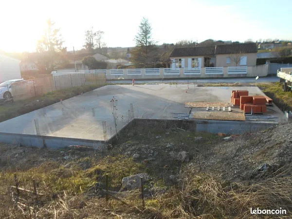 Plateforme béton prête à Bâtir de 159 m2