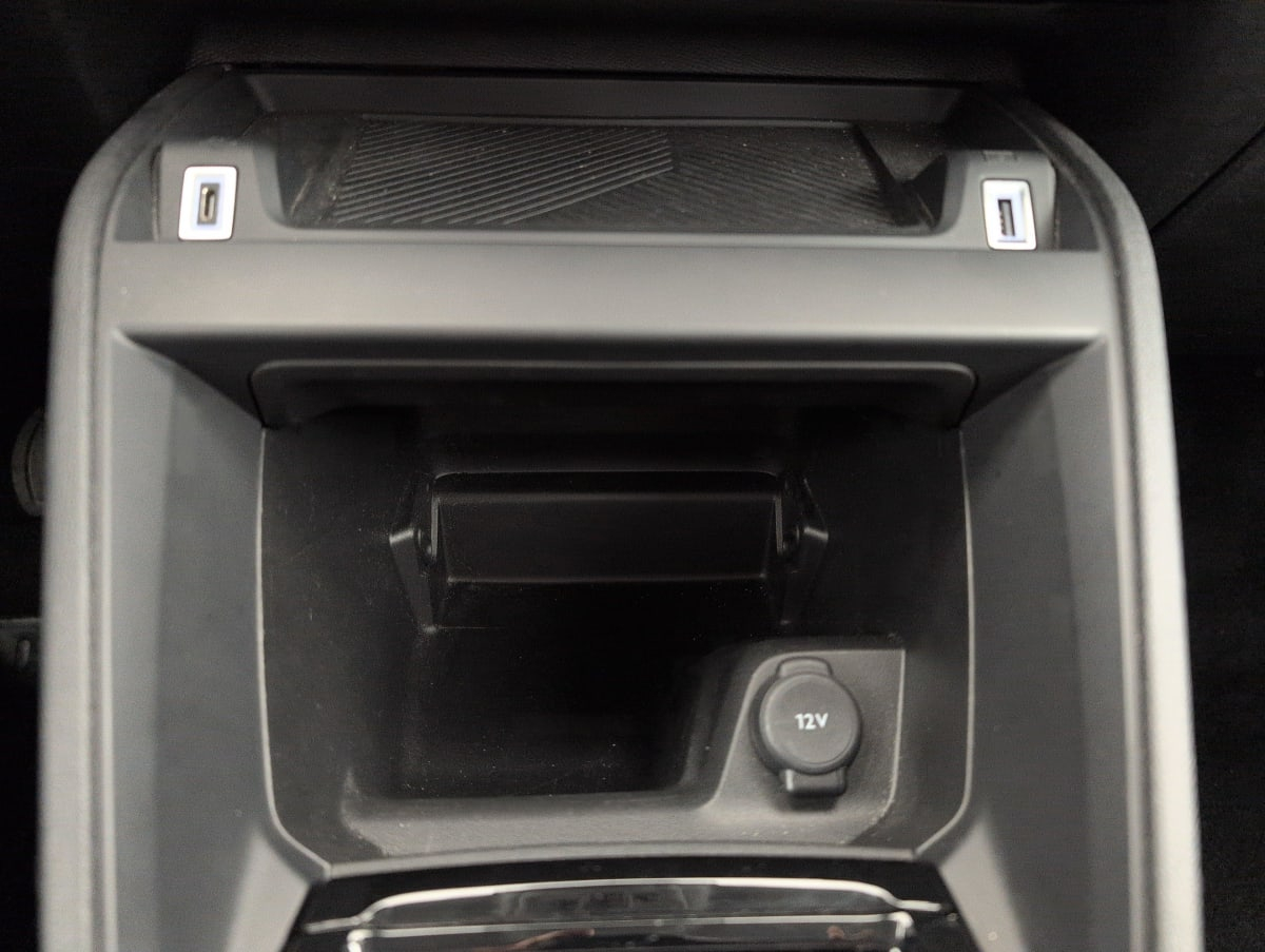 Citroën C4 — photo 18