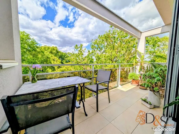 Appartement 4 pièces 82 m²