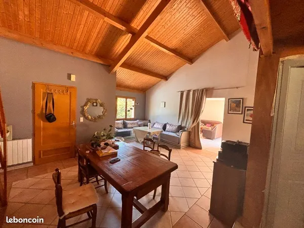 Maison 4 pièces 102 m²