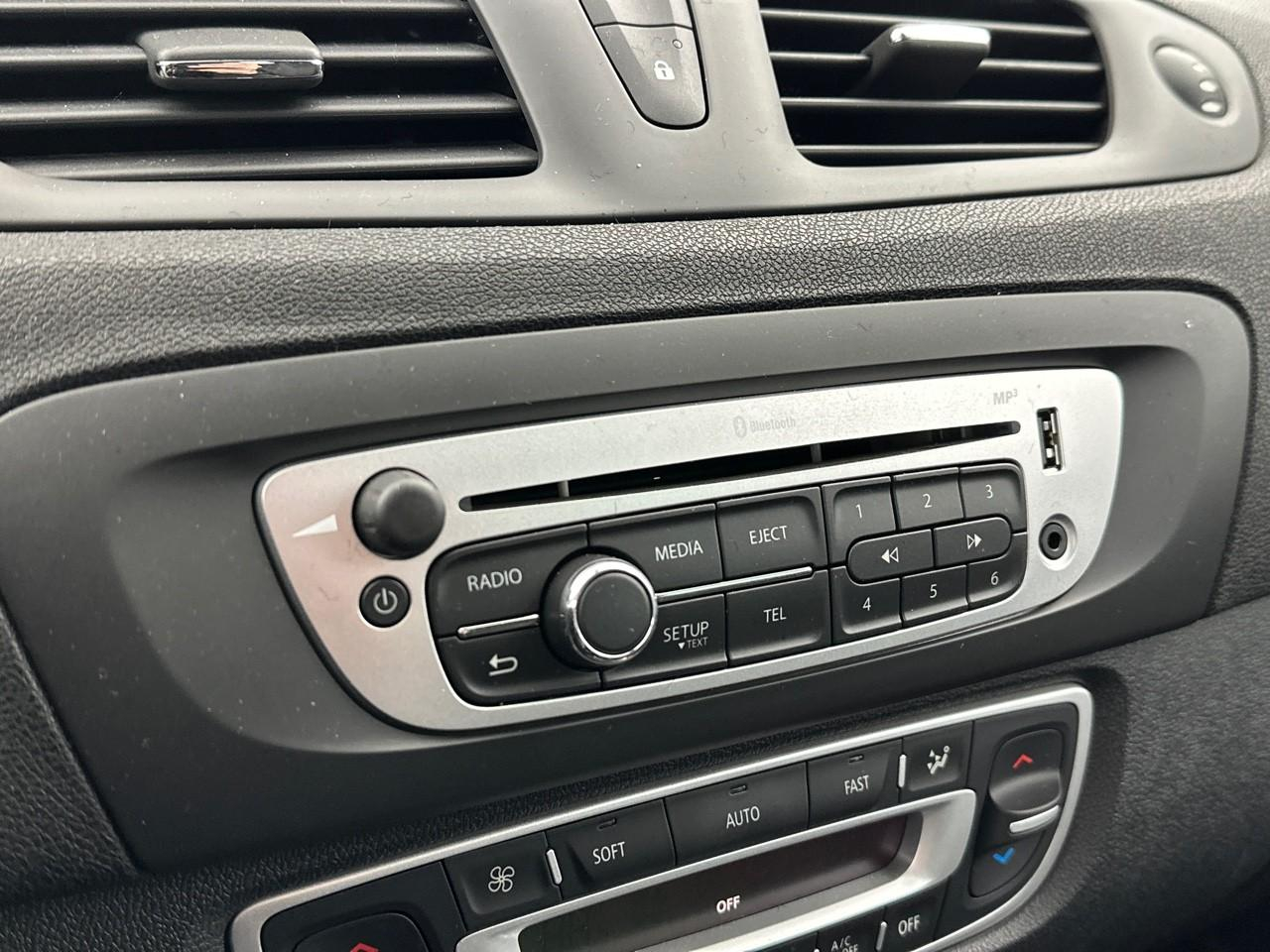 Renault Scenic tce 130 energy business — photo 23
