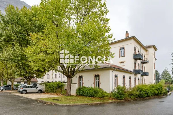 Appartement 5 pièces 138 m²