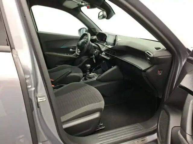 Peugeot 2008 puretech 100 s&amp;s bvm6 — photo 28