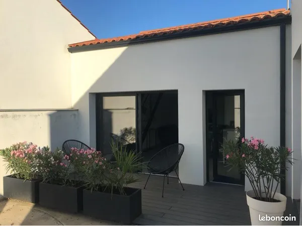 Charmante maisonnette 500m de la plage 🌴