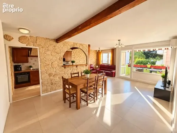 T5 de 109 m2 4 chambres balcon garage fermé