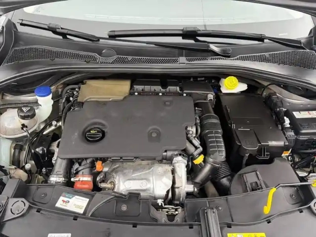Citroën C3 bluehdi 100 ch bvm6 plus — photo 7