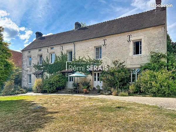 Propriété 9 pièces 258 m²