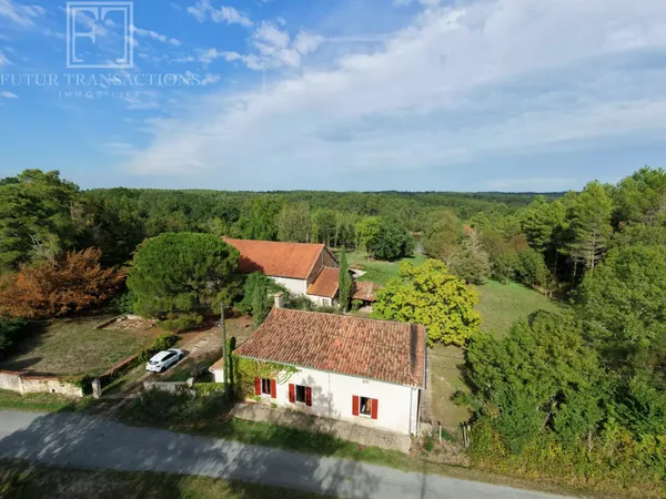 Propriété avec étangs sur 35 ha