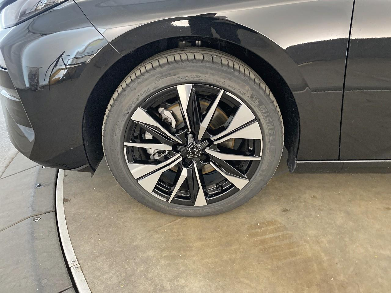 Peugeot 308 bluehdi 130ch s&s eat8 allure — photo 11