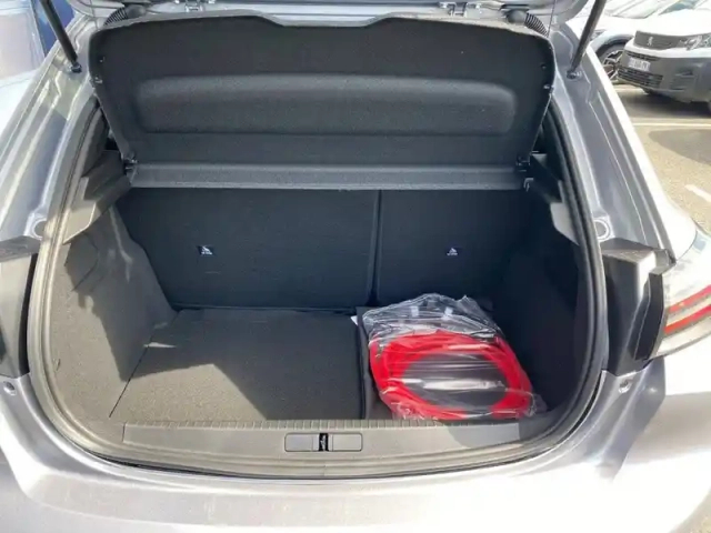 Peugeot 208 electrique 156 ch 54 kwh — photo 3