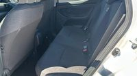 Toyota Yaris 116h Iconic 5p — photo 10
