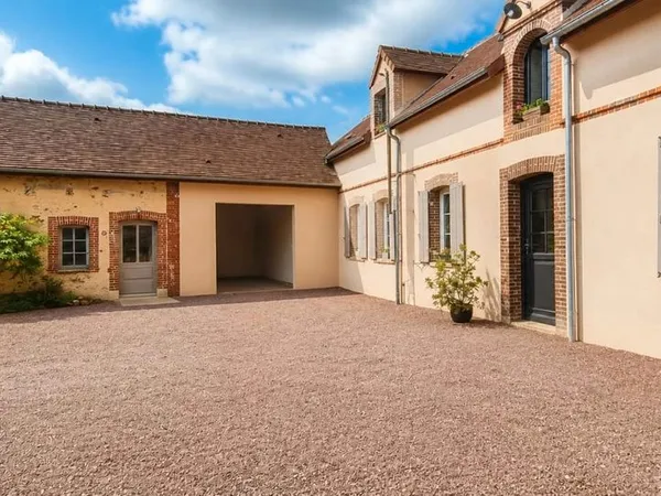Ancienne longère rénovée de 180m²