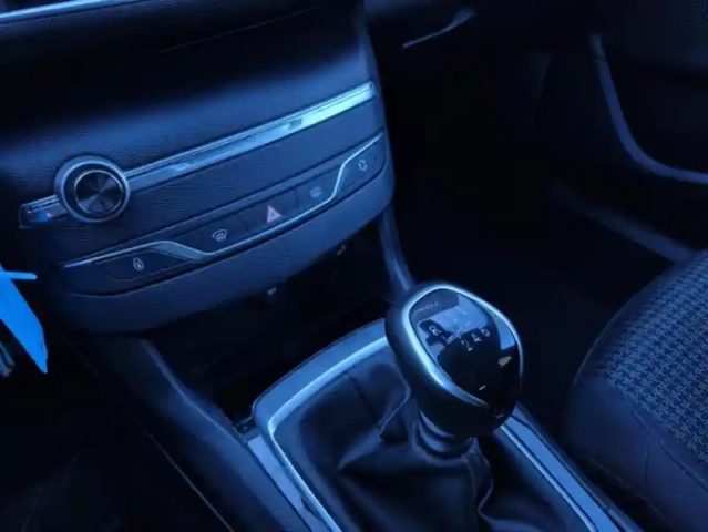Peugeot 308 ii puretech 110 s&amp;s style — photo 32