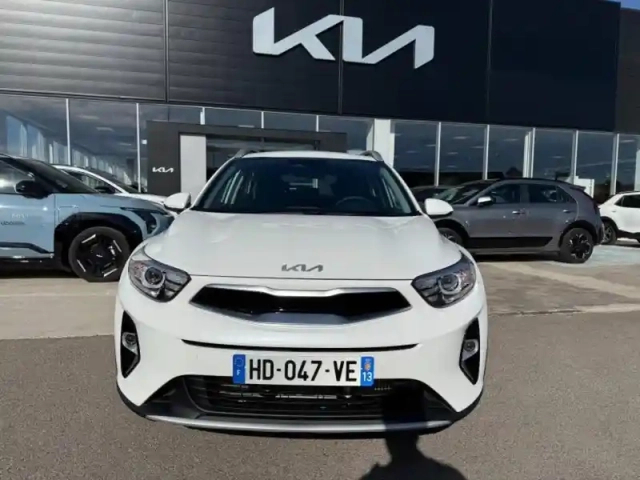 Kia Stonic 1.0 t-gdi 100ch active — photo 3