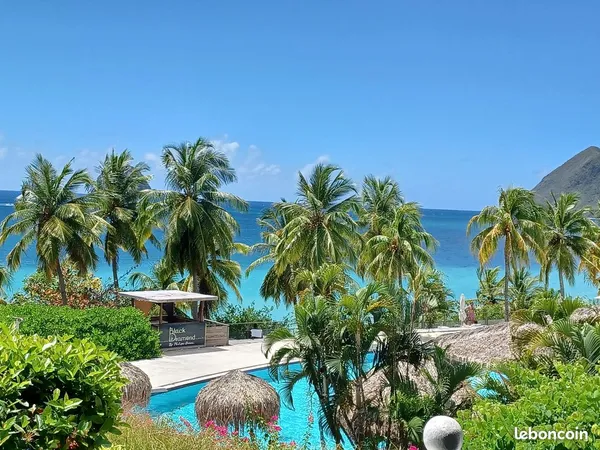 Studio meublé vue mer et rocher du Diamant