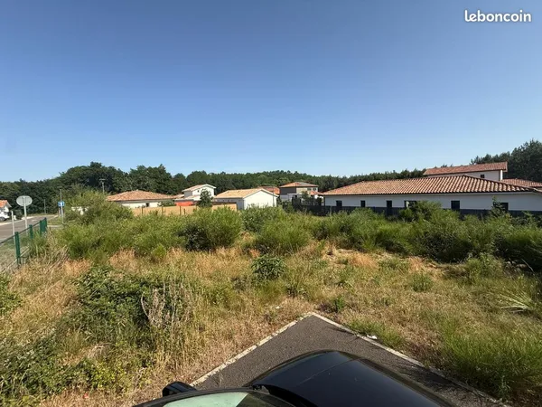 Terrain constructible TOSSE 550m2