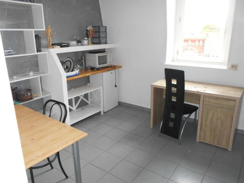 Photo 1