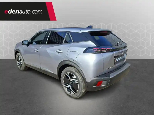 Peugeot 2008 electrique 54 kwh 156 ch — photo 3