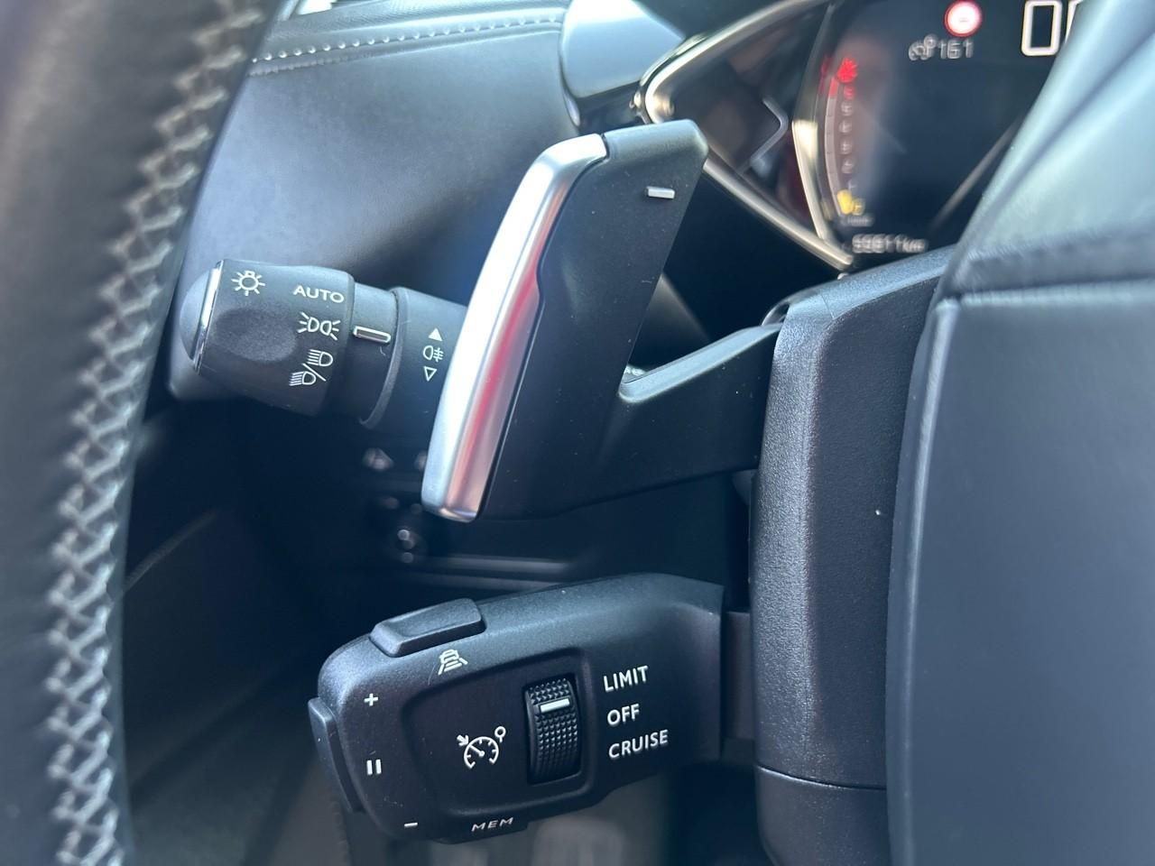 Ds Ds 3 crossback puretech 130ch grand chic automatique 7cv — photo 16