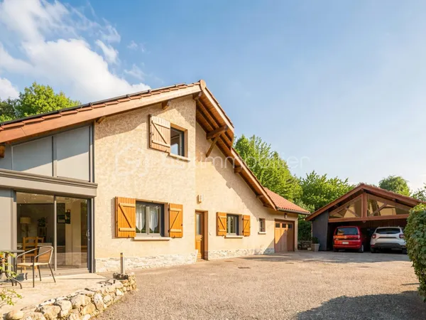 Maison 5 pièces 146 m²