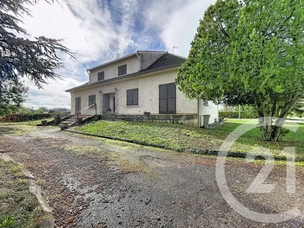 Maison 8 pièces 225 m²
