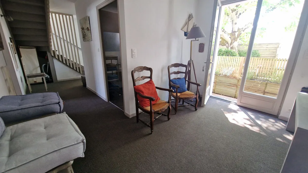 Photo 4