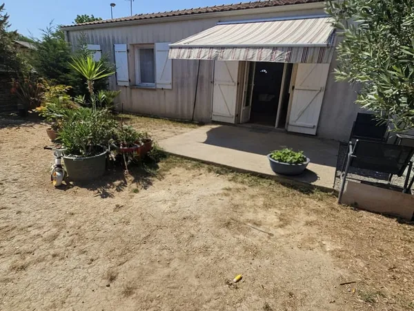 Maison d env 77 m2
