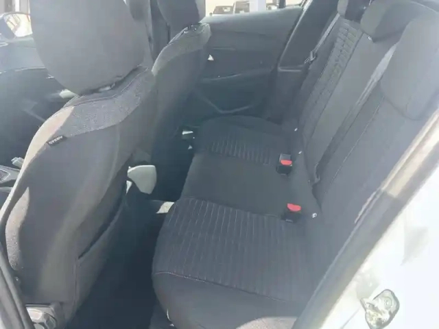 Peugeot 208 puretech 100 s&amp;s bvm6 — photo 13